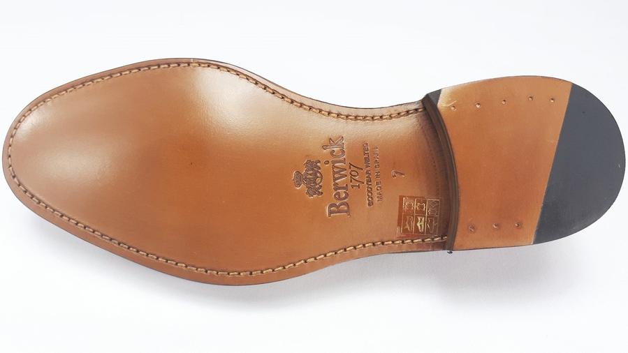 Berwick Men's Chelsea Leather Pull-On Boots 303/K3
